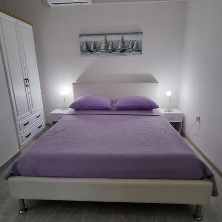 Room Airport Split Kaštela Kültér fotó