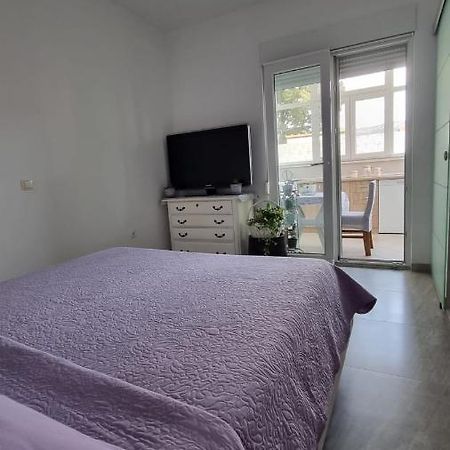 Room Airport Split Kaštela Kültér fotó