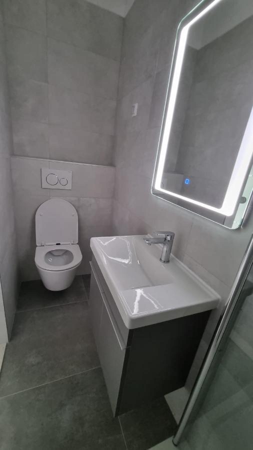 Room Airport Split Kaštela Kültér fotó