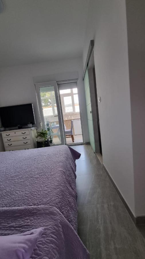 Room Airport Split Kaštela Kültér fotó
